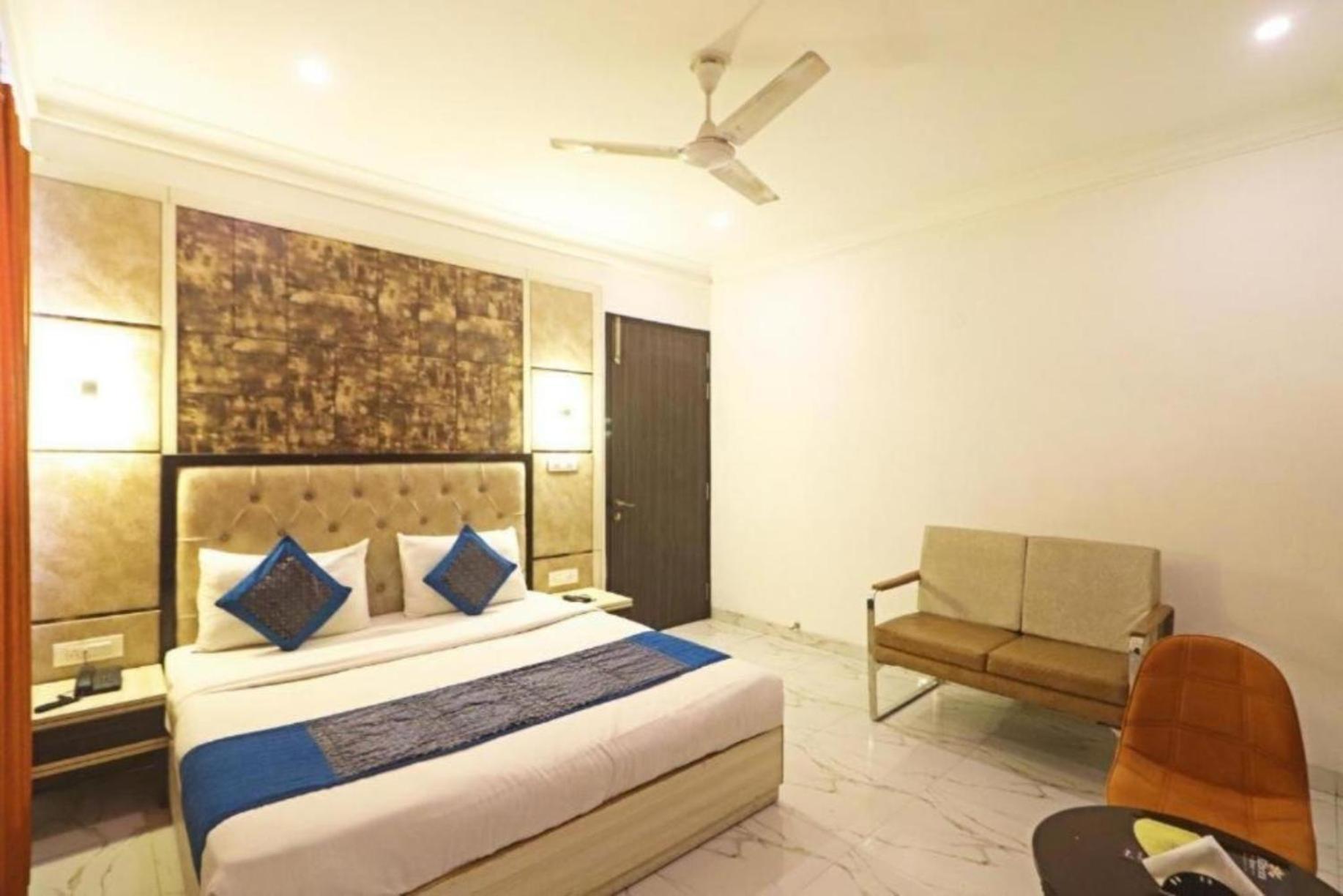 Hotel The Almora By Rs Global Near By Delhi International Airport With - Free Airport Drop New Delhi Eksteriør bilde